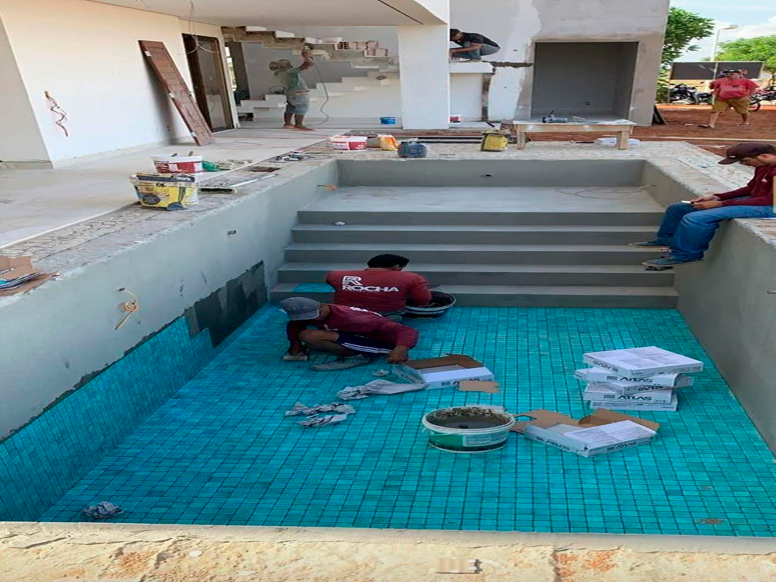 Reforma de fundação e construção